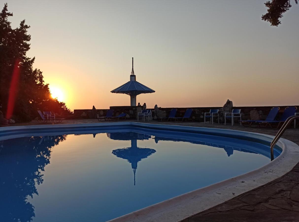 Daidalos Hotel Armenistis  Eksteriør bilde